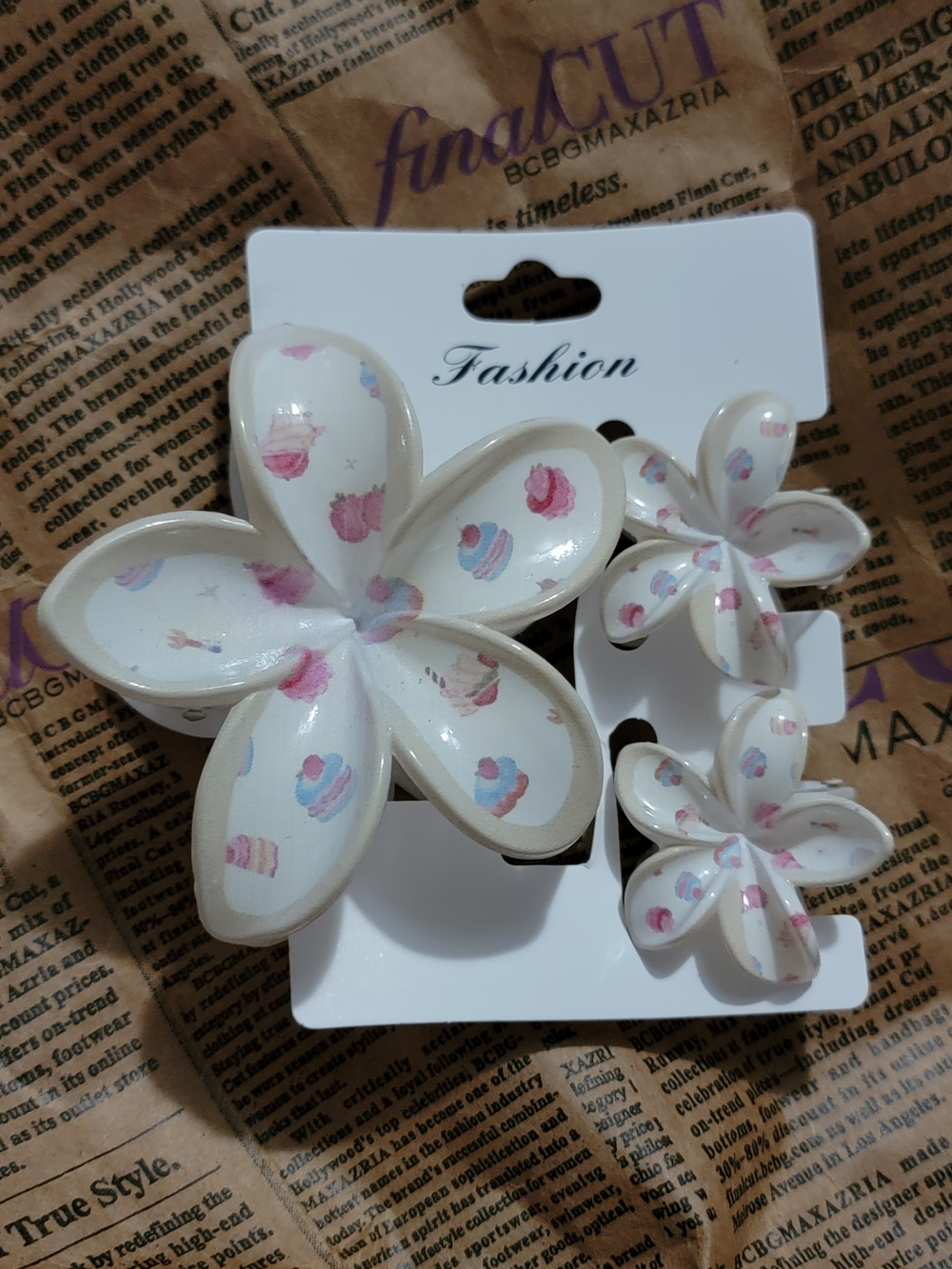 Fashion White Floral Cupcake Hair Clip Set - 3 Pack